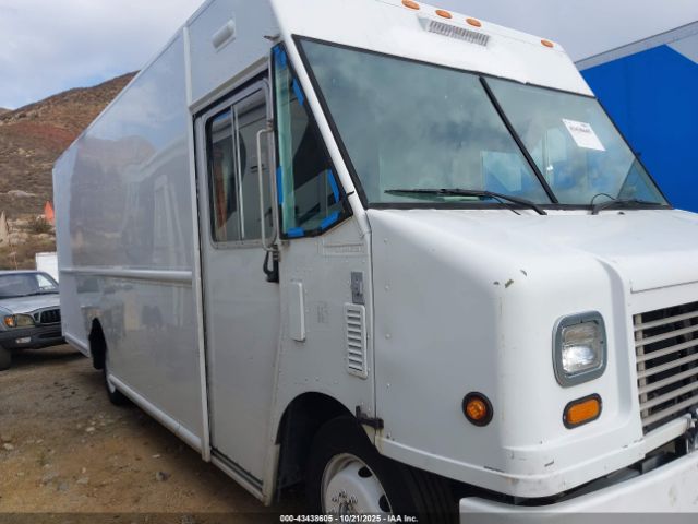 Workhorse Custom Cha Commercial Chassis W42 Image 17