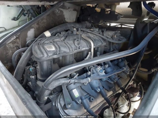 Workhorse Custom Cha Commercial Chassis W42 Image 13