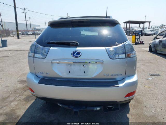 Lexus RX Image 14