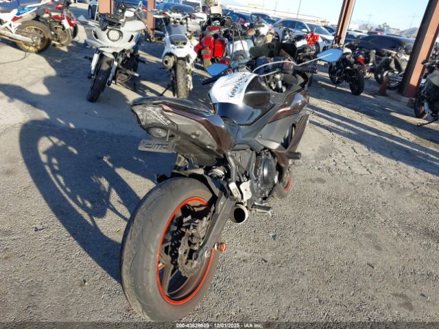 Kawasaki Ex650 J Image 4