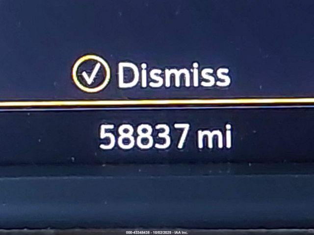 Chevrolet Silverado 1500 4wd  Short Bed Lt Trail Boss Image 15