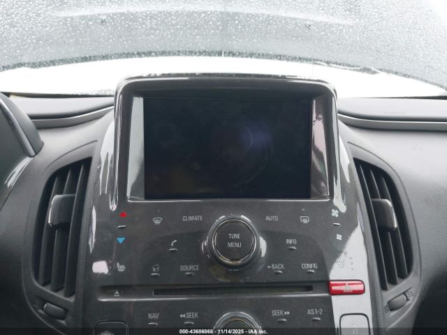 Chevrolet Volt Image 13