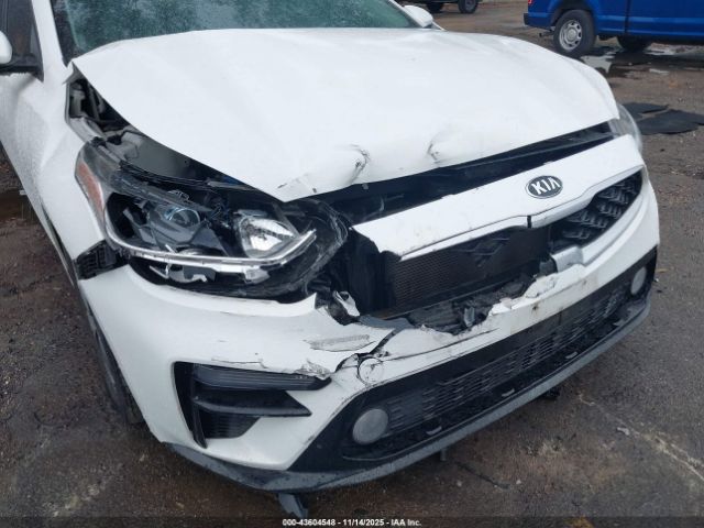 Kia Forte Lxs Image 7