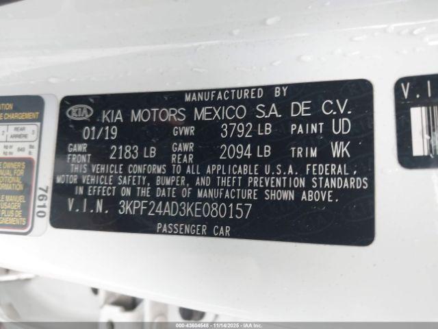 Kia Forte Lxs Image 9