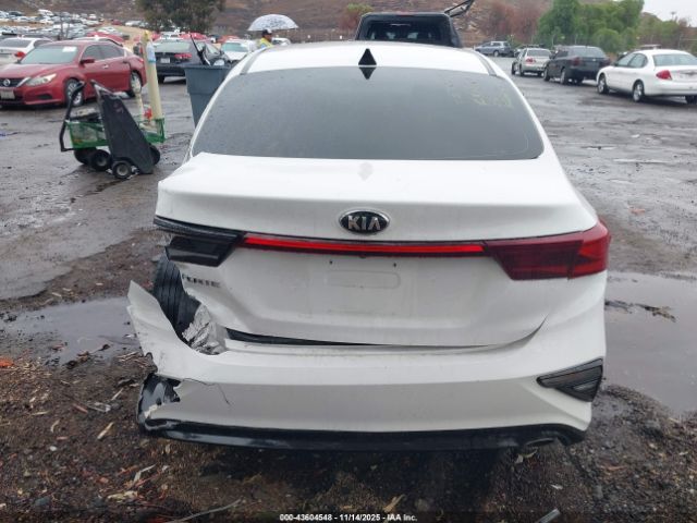 Kia Forte Lxs Image 3