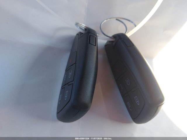 Honda Prologue Touring Image 7