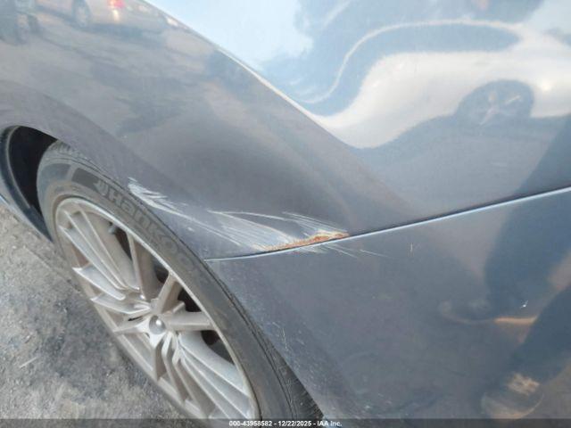 Subaru Impreza 2.0i Premium Image 7