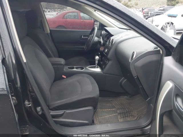 Nissan Rogue S Krom Edition Image 11