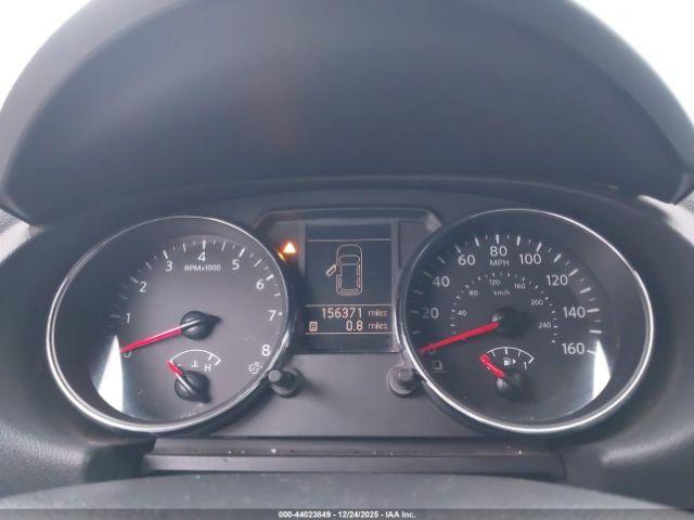 Nissan Rogue S Krom Edition Image 4