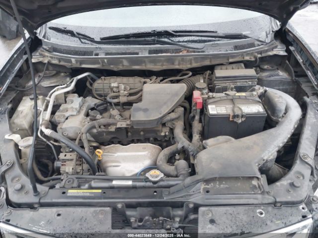 Nissan Rogue S Krom Edition Image 7