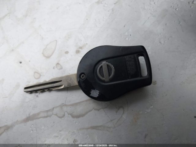 Nissan Rogue S Krom Edition Image 5