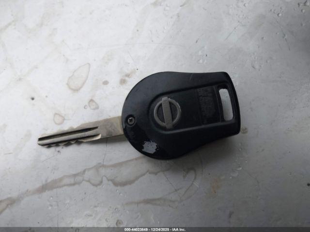 Nissan Rogue S Krom Edition Image 5