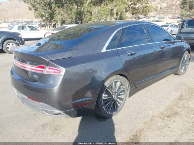 Lincoln MKZ Hybrid Image 12