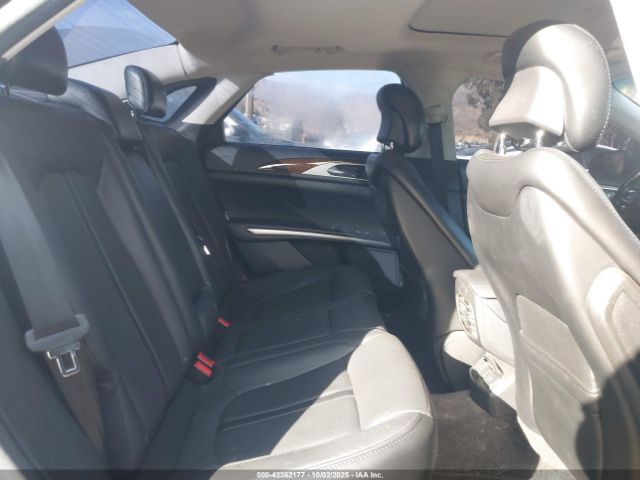 Lincoln MKZ Hybrid Image 2