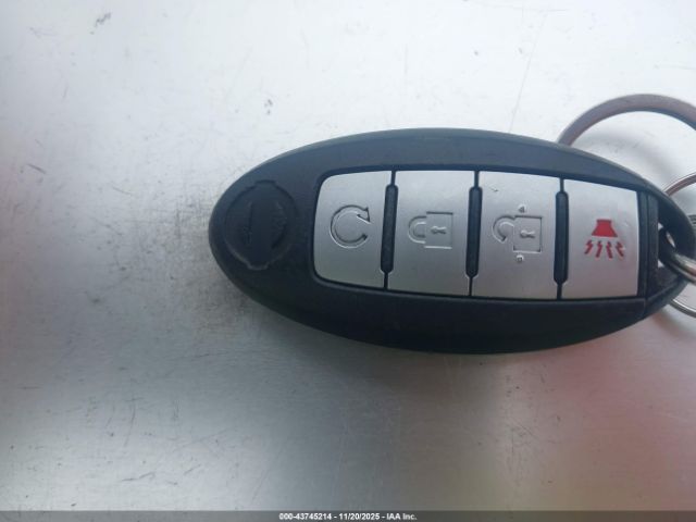 Nissan Pathfinder Sv Image 9