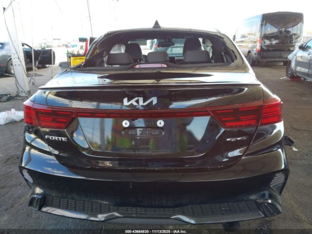 Kia Forte Gt-line Image 9