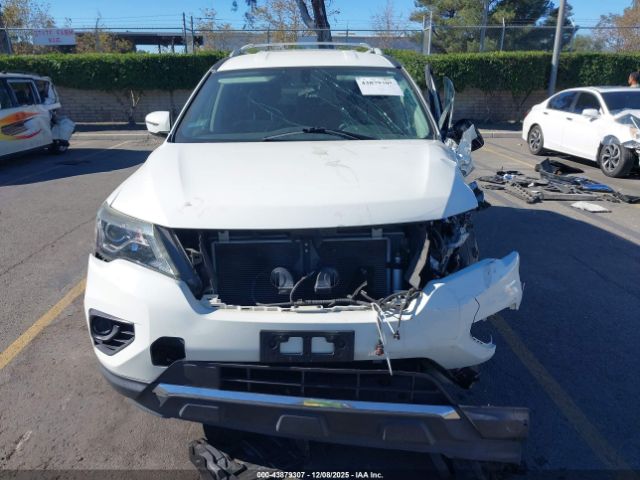 Nissan Pathfinder S 2wd Image 10