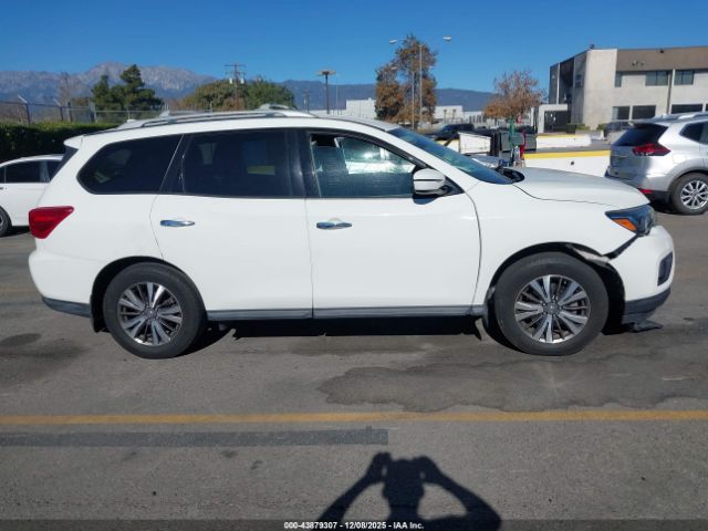 Nissan Pathfinder S 2wd Image 12