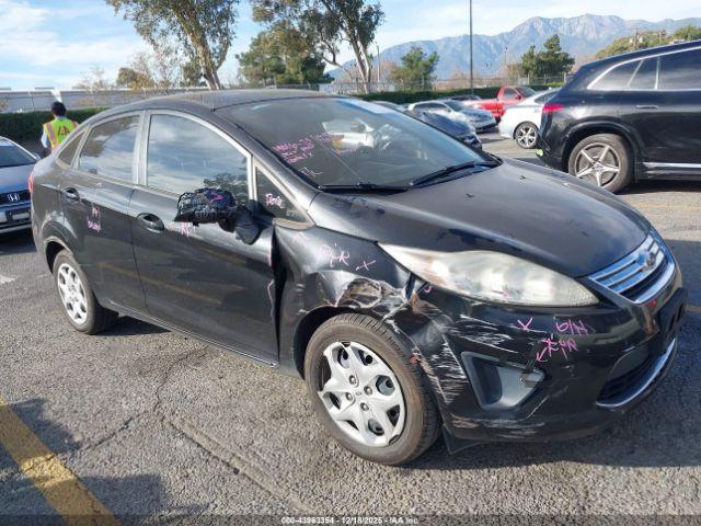  Salvage Ford Fiesta