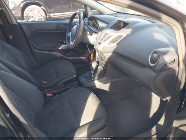 Ford Fiesta Se Image 12