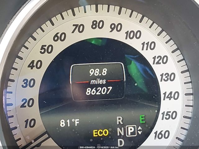 Mercedes-Benz Cls-class Image 16