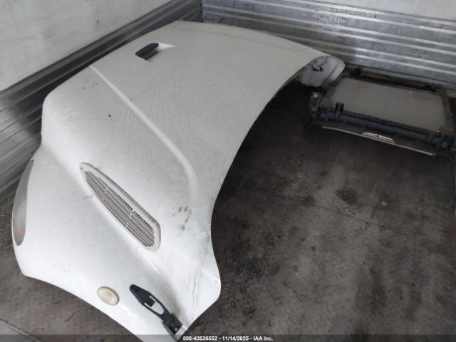 Freightliner M2 106 Image 15