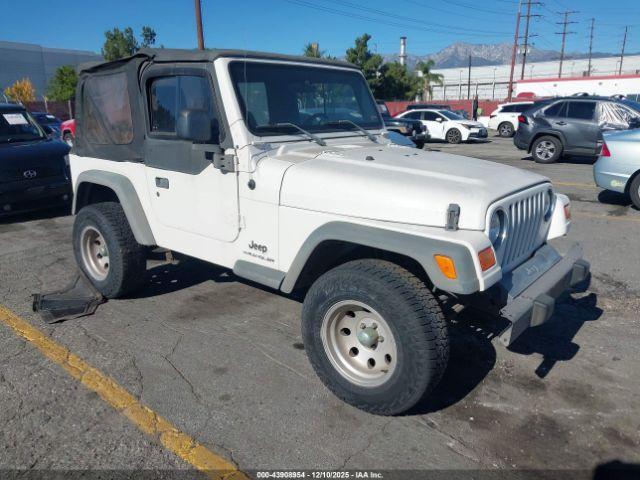  Salvage Jeep Wrangler