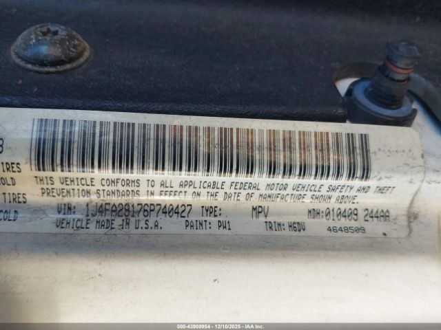 Jeep Wrangler Se Image 4