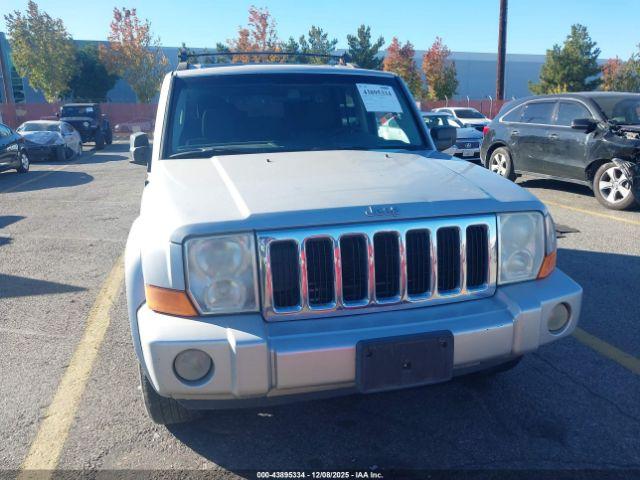 Jeep Commander Sport Image 8