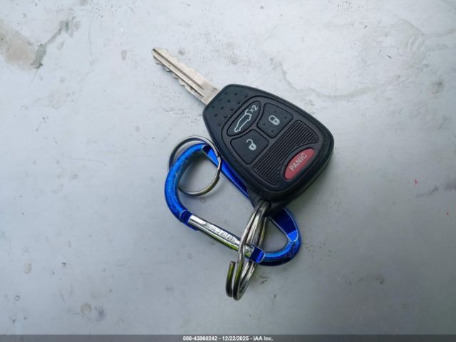 Chrysler 200 Lx Image 5