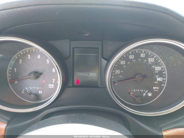 Jeep Grand Cherokee Overland Image 7