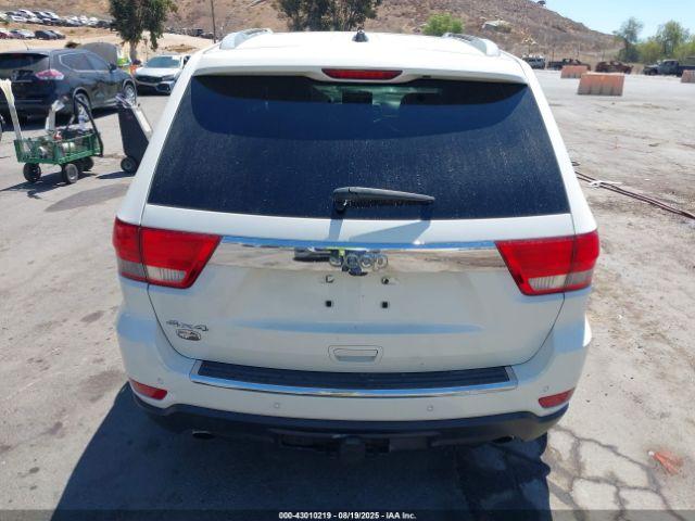 Jeep Grand Cherokee Overland Image 10