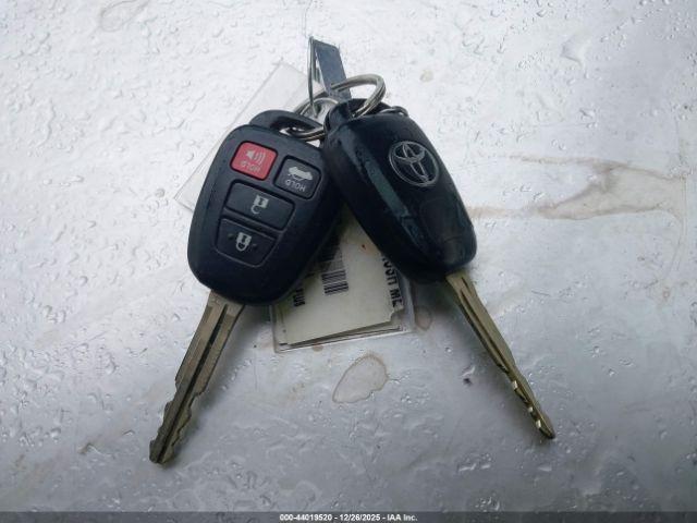 Toyota Corolla S Plus Image 8