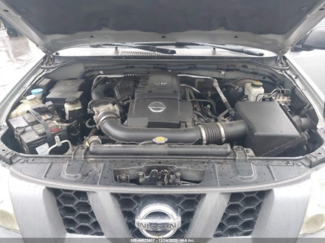 Nissan Xterra S Image 4