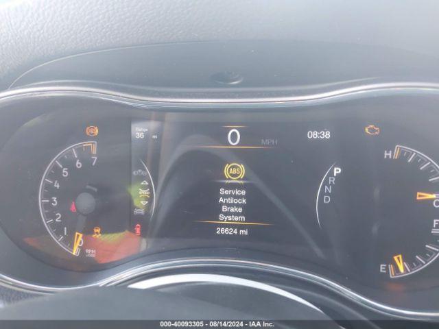 Jeep Grand Cherokee Laredo E 4x2 Image 13