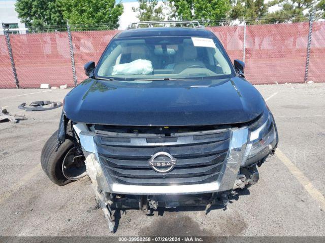 Nissan Pathfinder Platinum 2wd Image 8