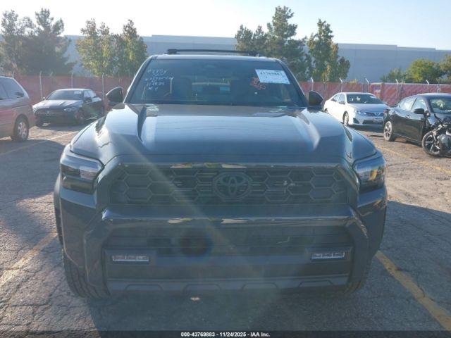 Toyota 4Runner Trd Off Road Premium Image 10