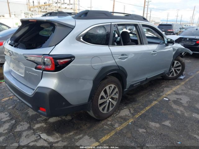 Subaru Outback Premium Image 12