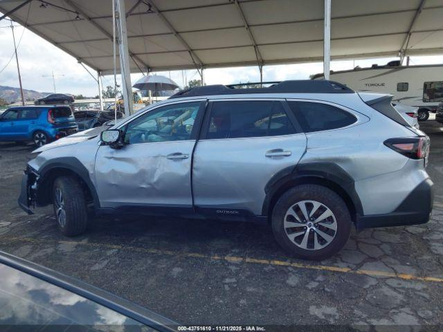 Subaru Outback Premium Image 14
