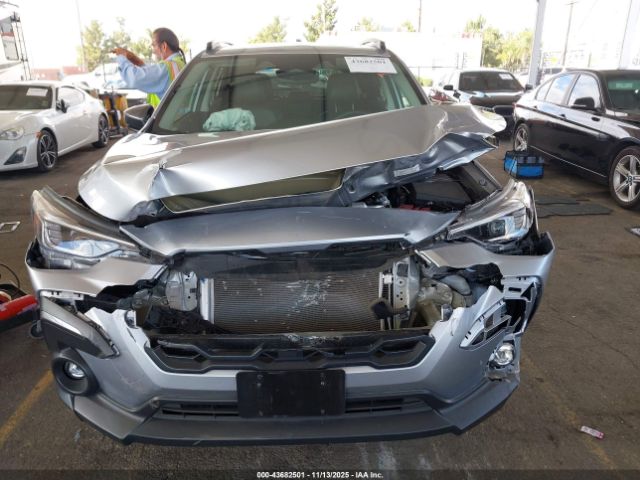 Subaru Crosstrek Limited Image 5