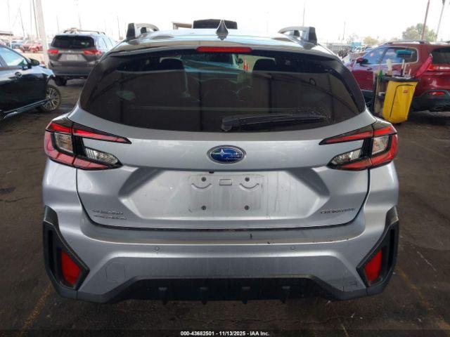 Subaru Crosstrek Limited Image 8