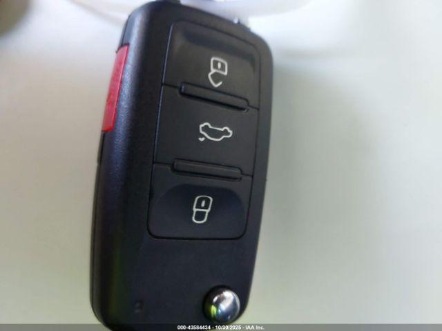 Volkswagen Jetta 1.8t Sel Image 7