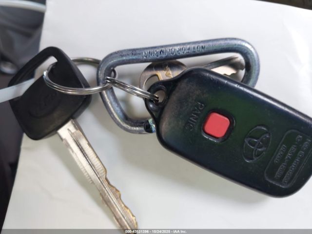 Toyota Tundra Sr5 V8 Image 16