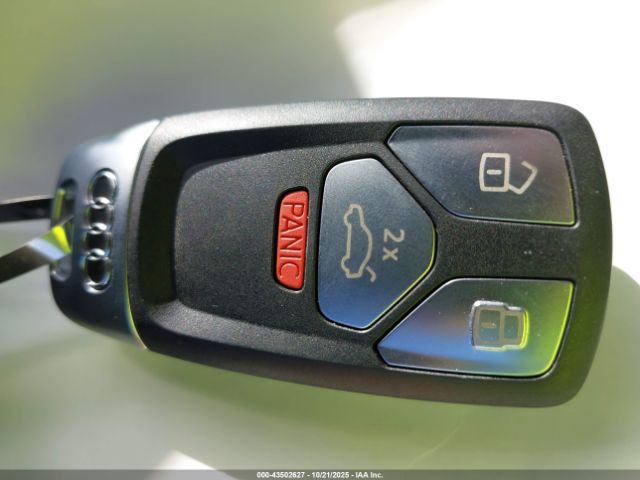 Audi Q5 Premium 55 Tfsi E Quattro S Tronic Image 8