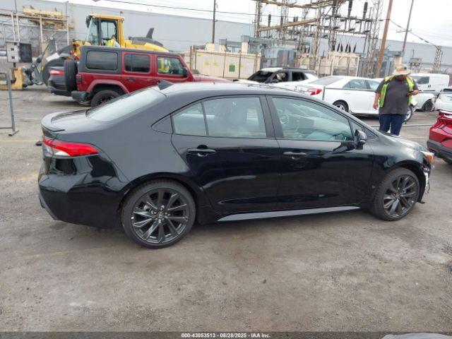 Toyota Corolla Se Image 15