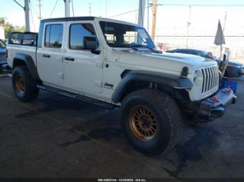  Salvage Jeep Gladiator