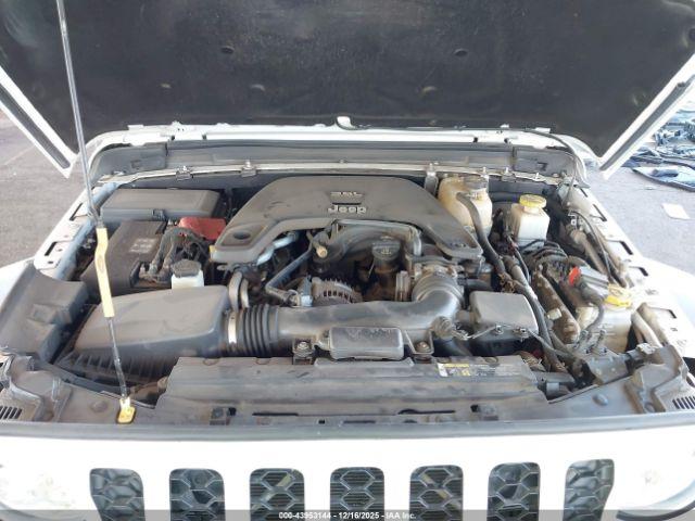 Jeep Gladiator Sport S 4x4 Image 12