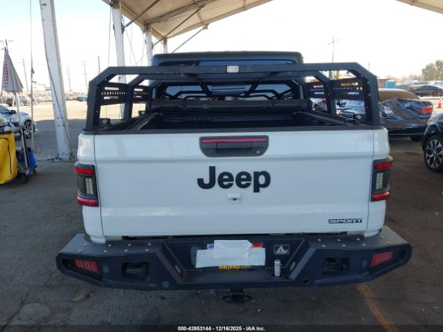 Jeep Gladiator Sport S 4x4 Image 17
