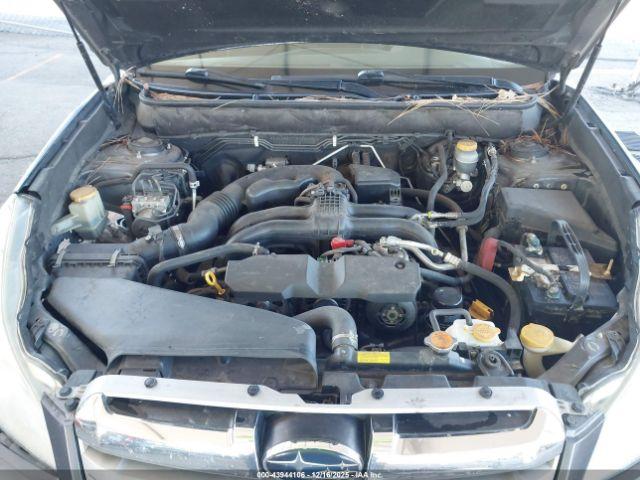 Subaru Outback 2.5i Limited Image 4