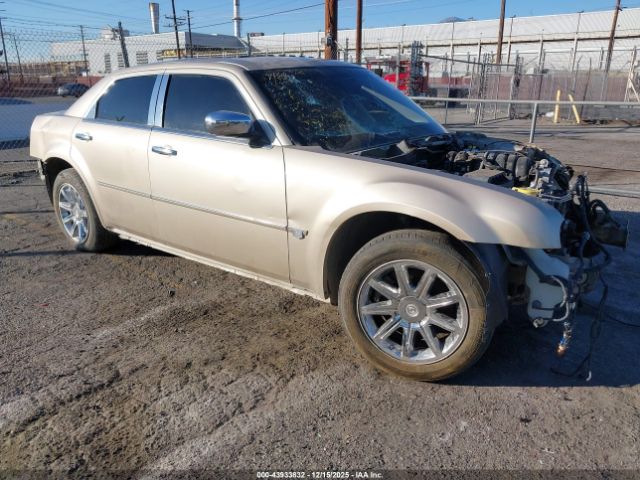 Chrysler 300c Image 1